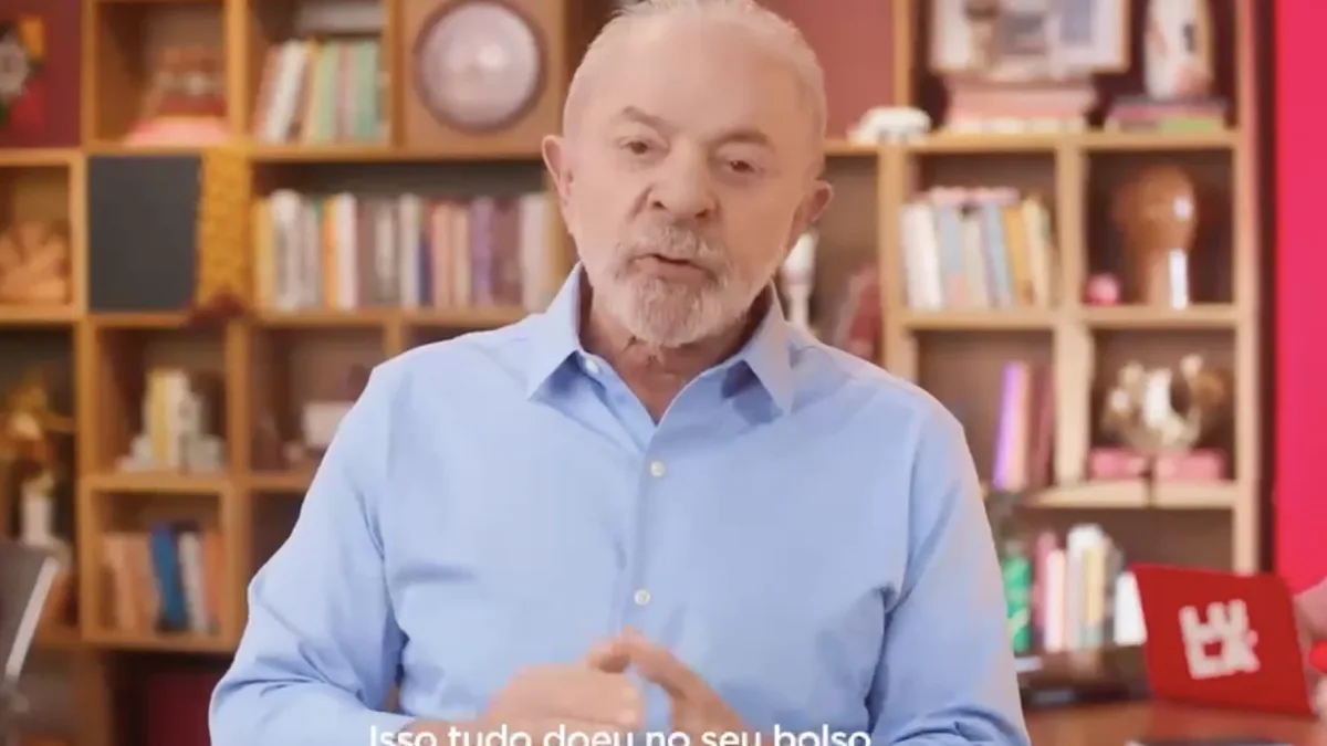Propaganda de Lula destaca IR e taxa das blusinhas