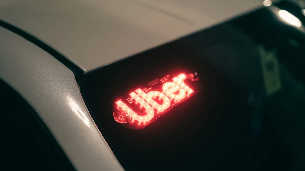 Uber reduz presença na África e ameaça motoristas