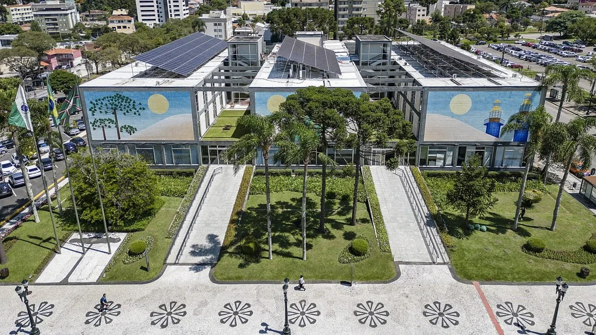 Curitiba lidera ranking de crédito para capitais