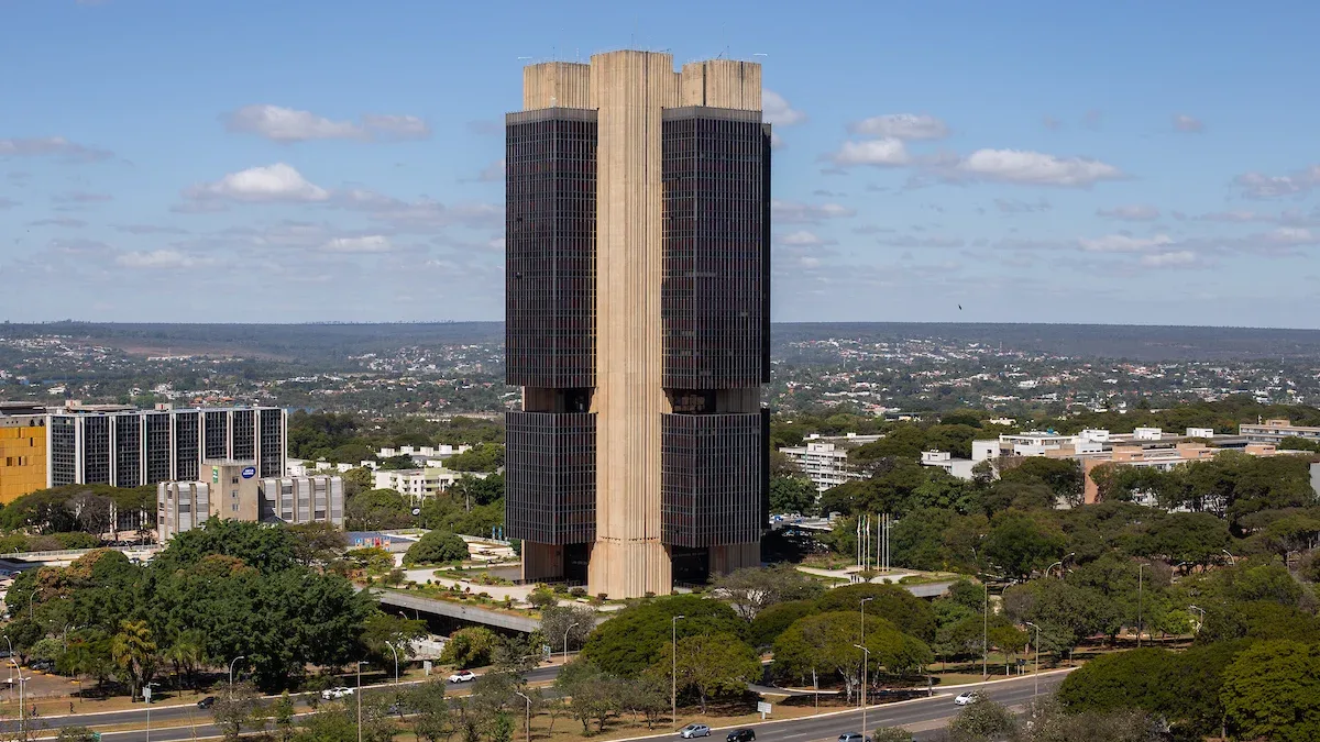 Focus eleva inflação de 2026 para 4,99% e reduz PIB