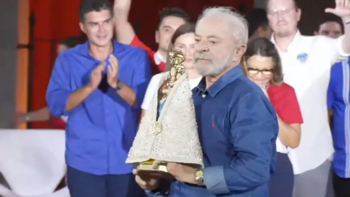 Oposição critica Lula por fala sobre mulheres e exames