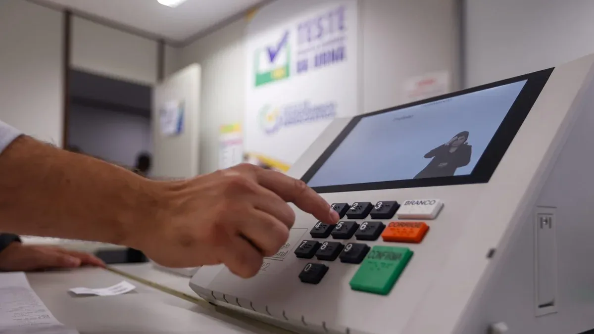 TSE barra 14 observadores para as eleições de 2026