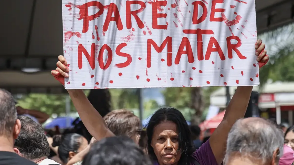 Violência política de gênero explode e atinge mulheres