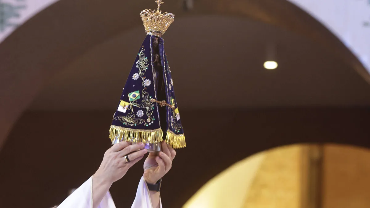 Guerra religiosa polariza disputa eleitoral no Brasil