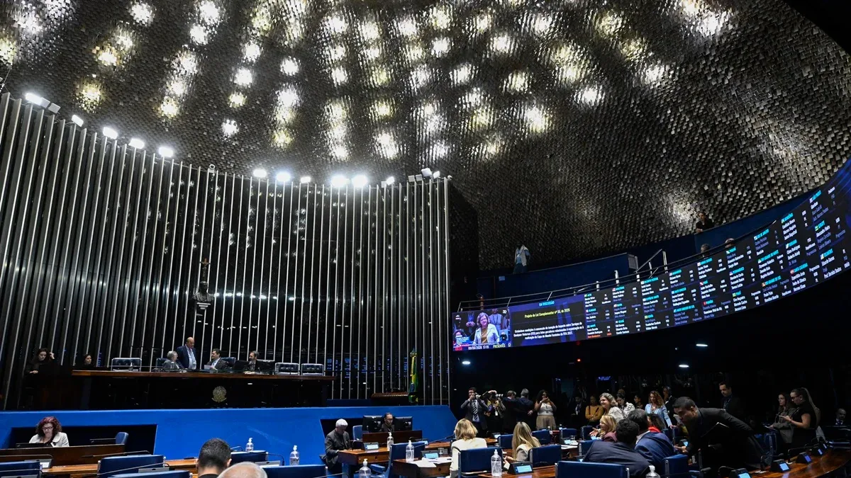 Senado bate recorde histórico com 12 mulheres eleitas