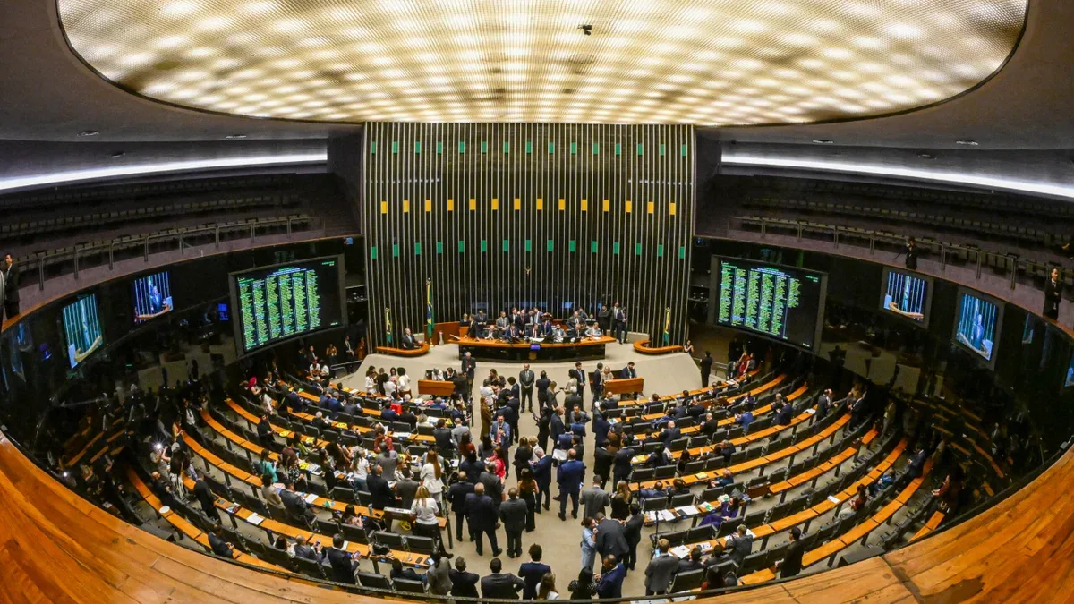 Bahia elege bancada de 39 deputados federais