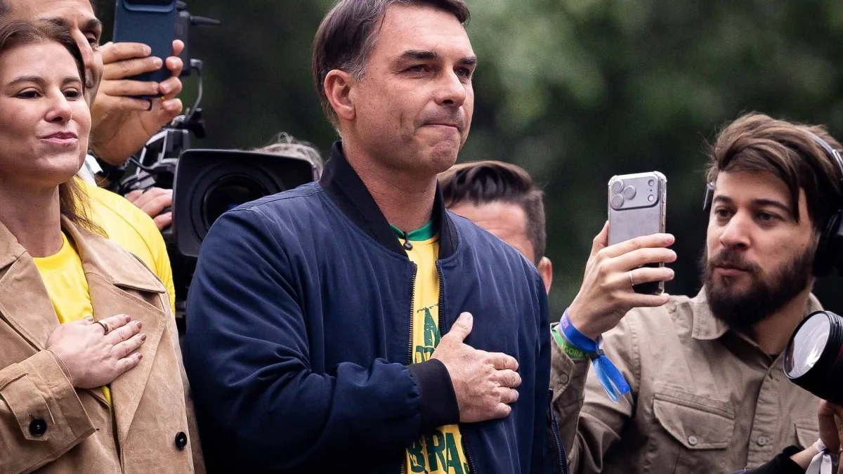 Flávio foca em alianças no 2º turno