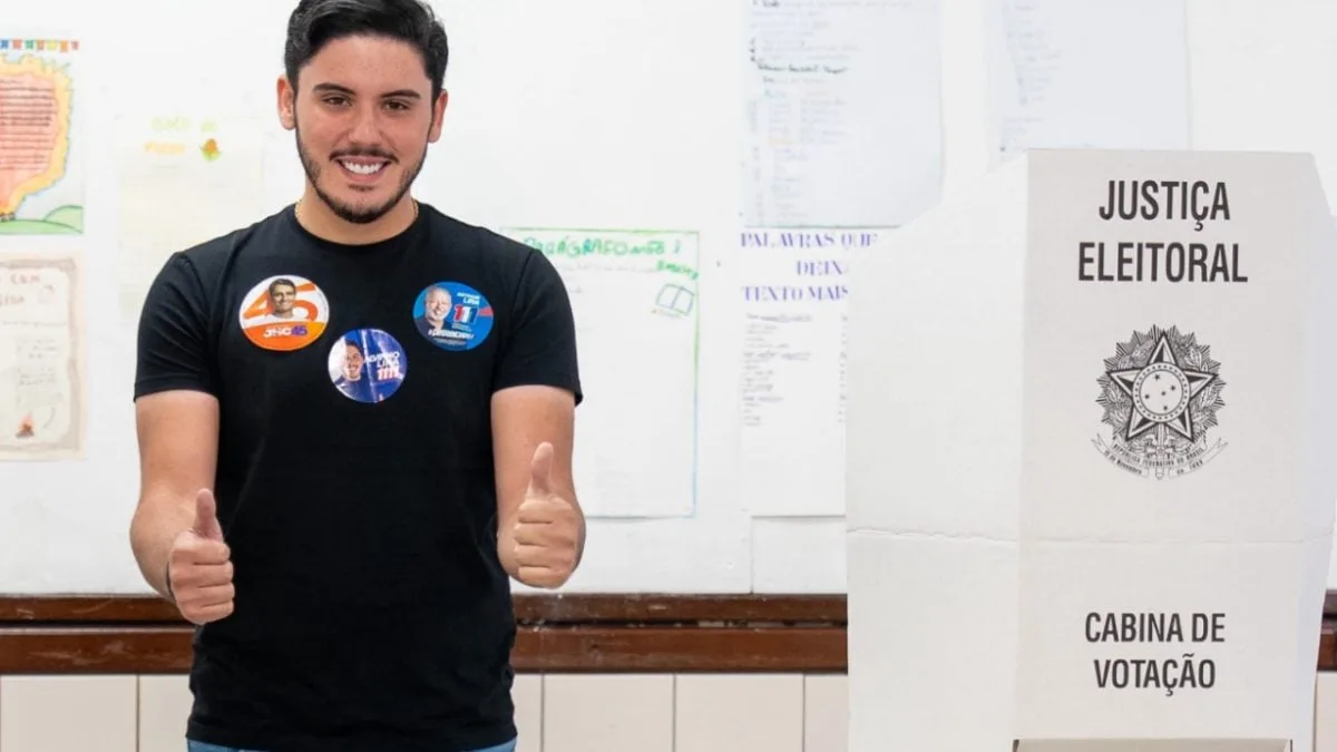 Filho de Arthur Lira é eleito deputado aos 20 anos